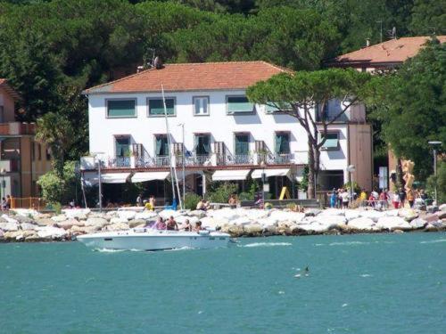 Sette Archi 3*