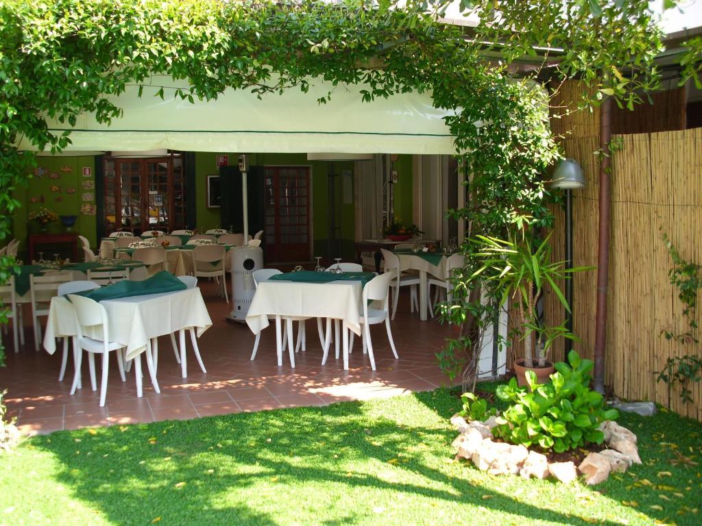 Sette Archi Hotel