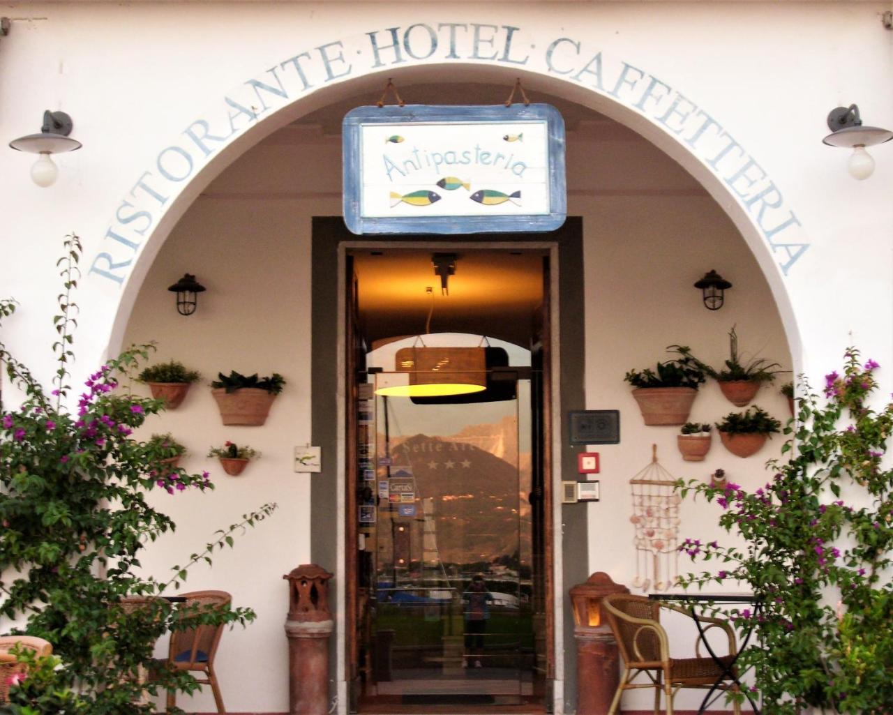 Sette Archi 3* Bocca di Magra